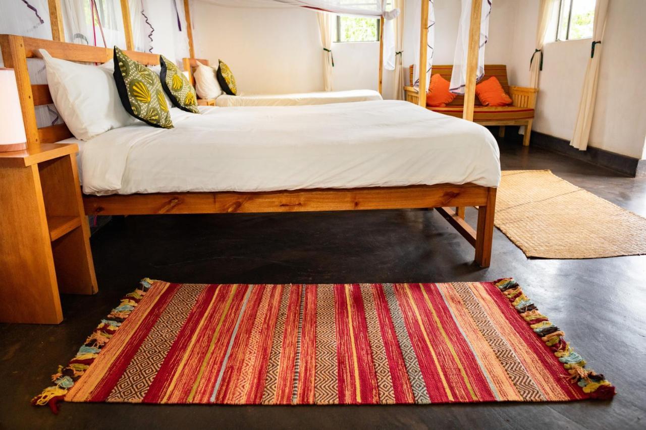 Isunga Lodge Kibale National Park Экстерьер фото
