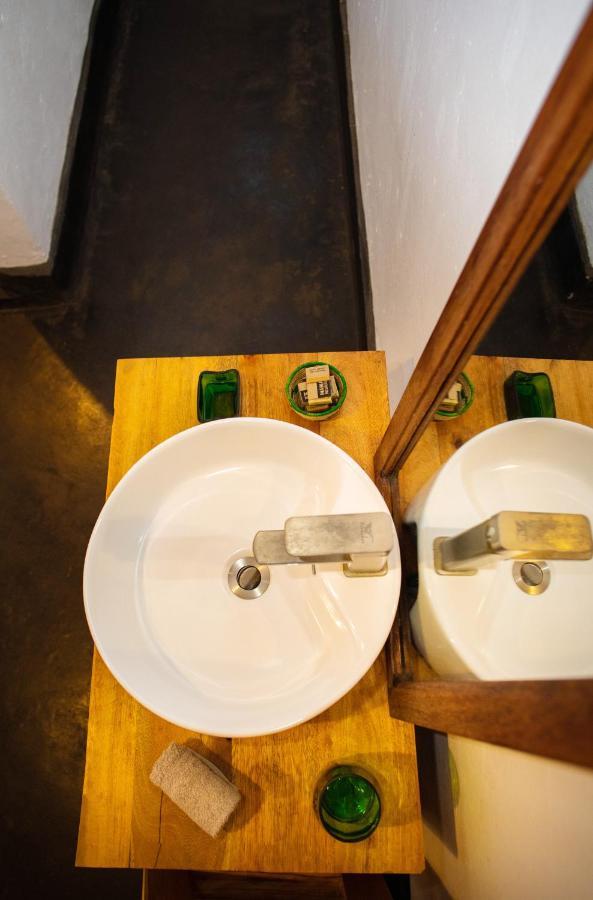 Isunga Lodge Kibale National Park Экстерьер фото