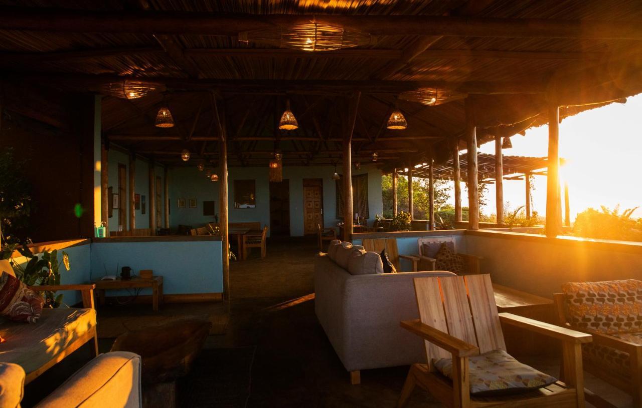 Isunga Lodge Kibale National Park Экстерьер фото